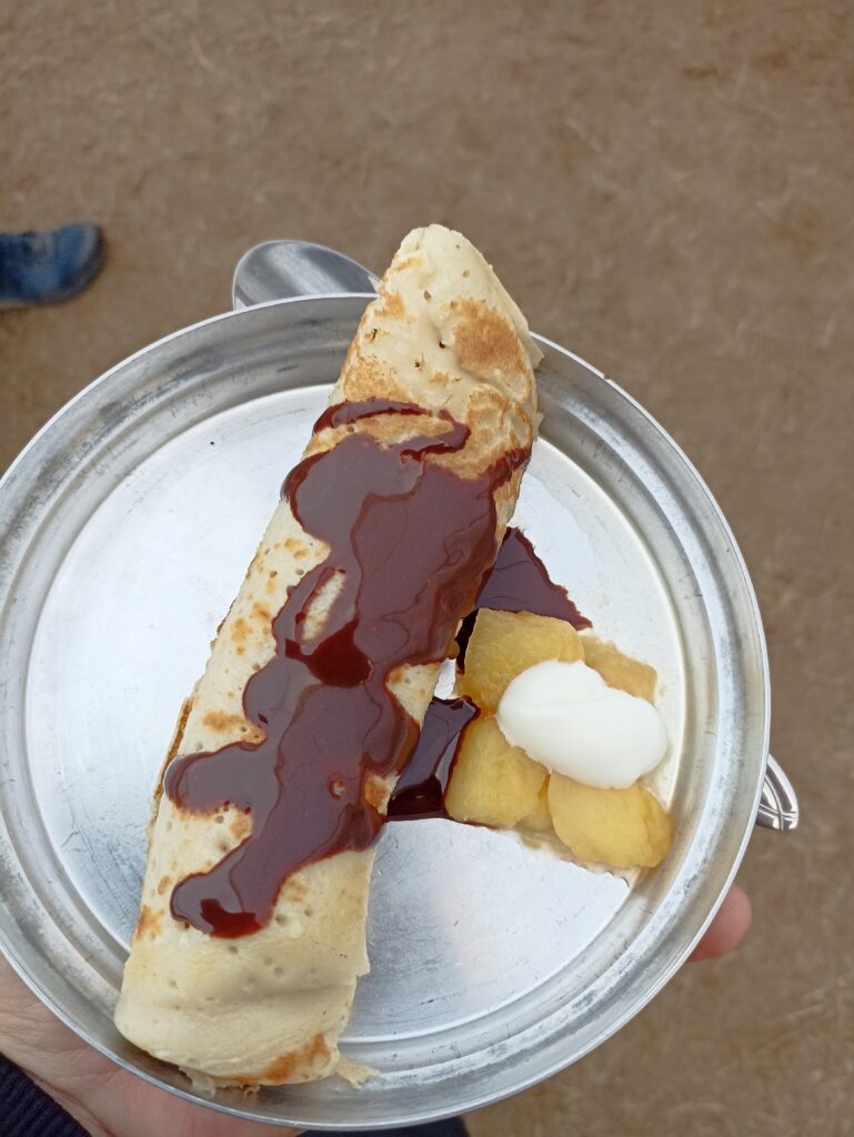 Palačinky s ovocem a čokoládou